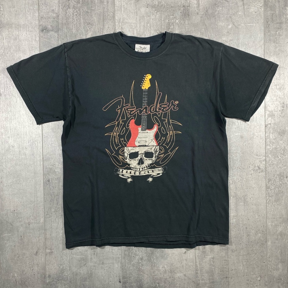 Y2k Fender Guitar Skull Tee Shirt